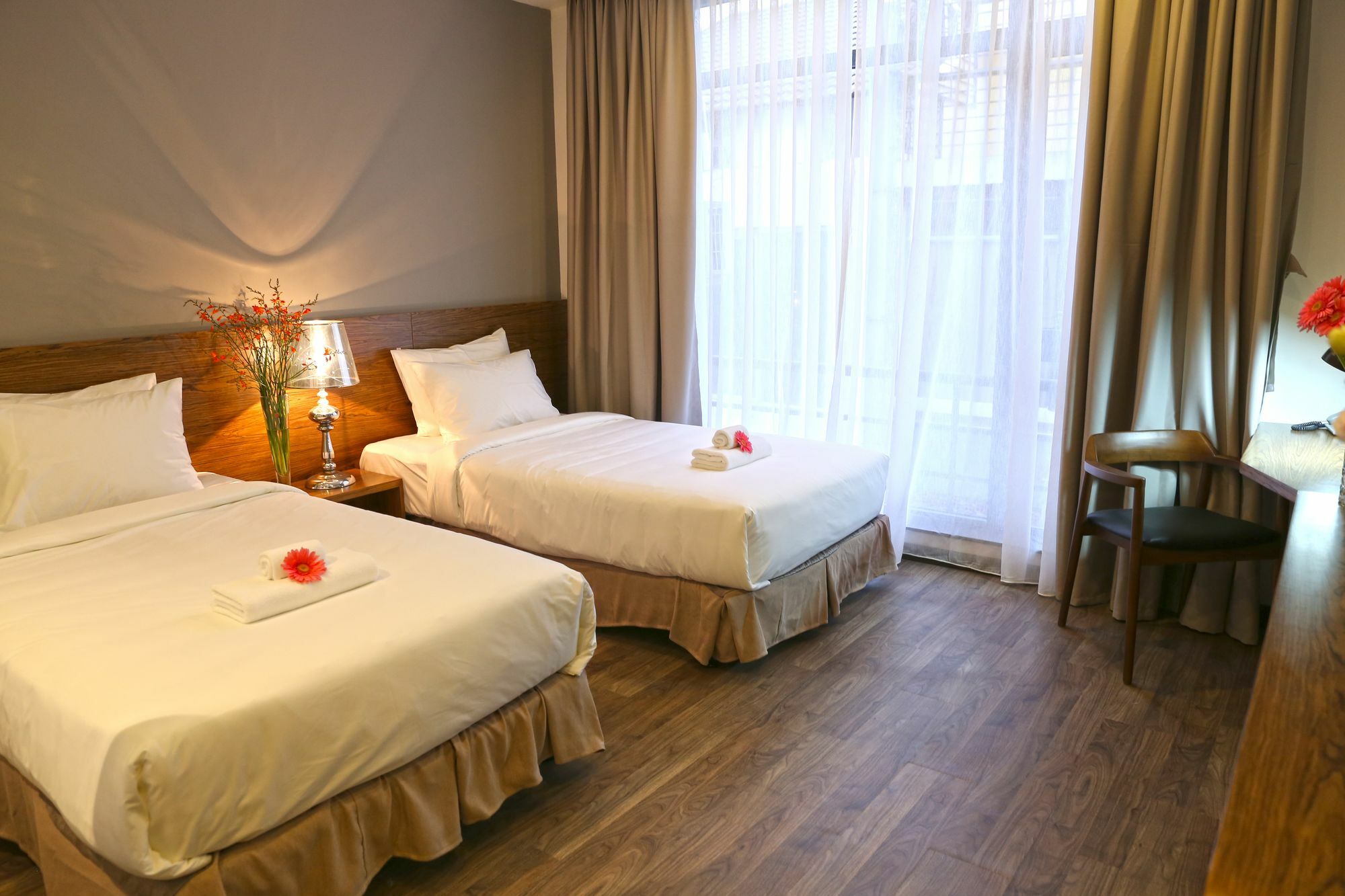 Bizu Royal Hotel Хошимін Екстер'єр фото